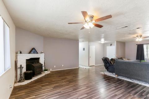 8814 Lassen Ave, Hesperia, CA 92345 photo 15