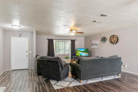 8814 Lassen Ave, Hesperia, CA 92345 photo 13