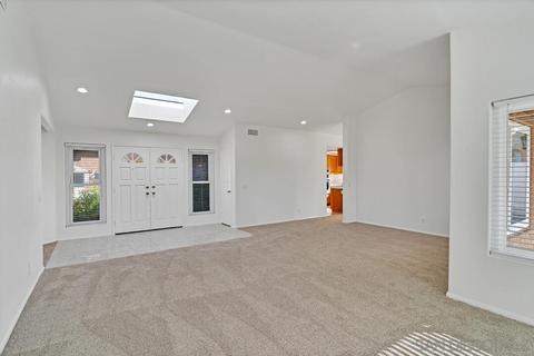 869 Muirfield Dr, Oceanside, CA 92058 photo 7