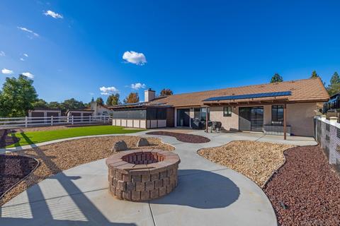 1710 Camino Del Sequan, Alpine, CA 91901 photo 2