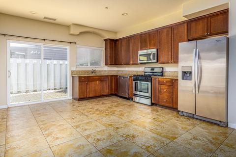 951 13th St, Imperial Beach, CA 91932 photo 2