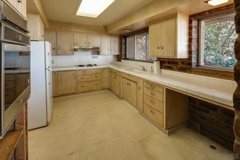 315 Olive Ave, Carlsbad, CA 92008 photo 15
