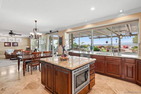 5028 Avenida De La Plata, Oceanside, CA 92057 photo 15