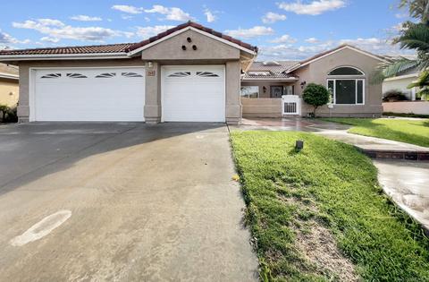 868 Muirfield Dr, Oceanside, CA 92058 photo 1