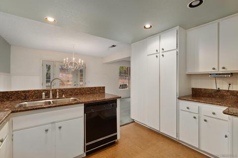 1713 W 11th Ave, Escondido, CA 92029 photo 10