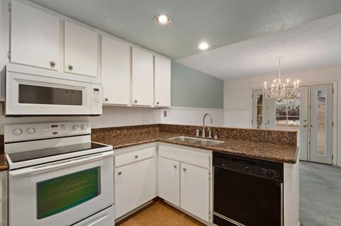 1713 W 11th Ave, Escondido, CA 92029 photo 9