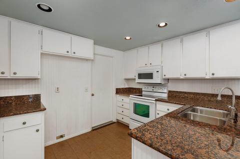 1713 W 11th Ave, Escondido, CA 92029 photo 8