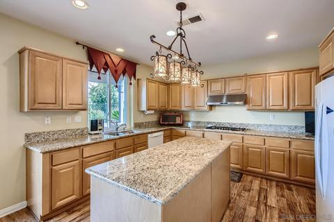 5302 Willow Walk Rd, Oceanside, CA 92057 photo 5