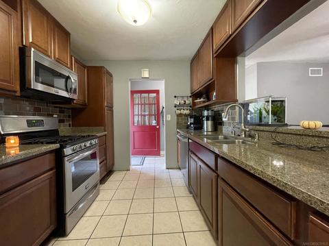 191 E Renette Ave, El Cajon, CA 92020 photo 7