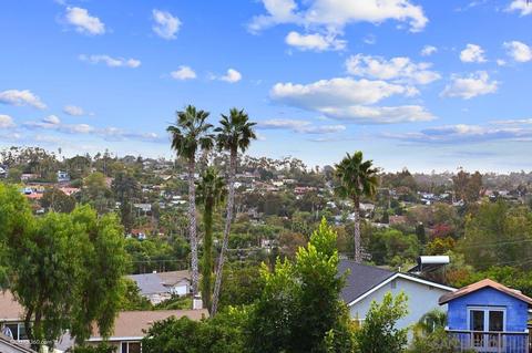 121 S Beaumont Ln, Vista, CA 92084 photo 4