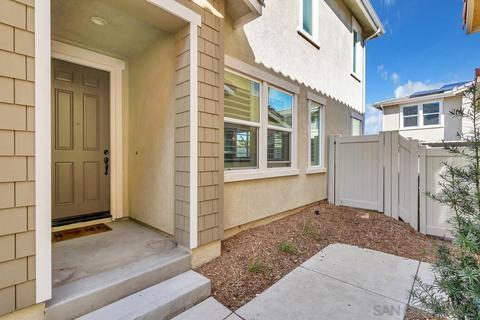 8714 Silver Moon Dr, Lakeside, CA 92040 photo 2