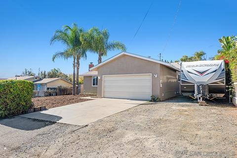 1035 Thomas Way, Escondido, CA 92027 photo 3