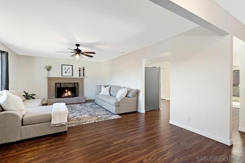 1035 Thomas Way, Escondido, CA 92027 photo 4