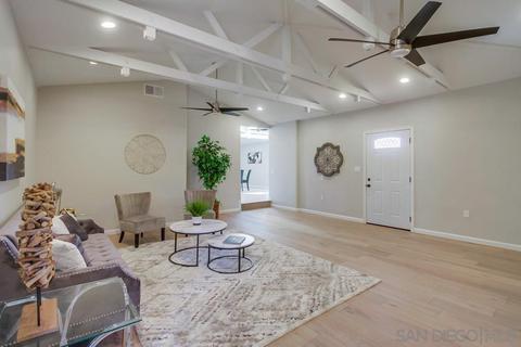 135 S Tulip St, Escondido, CA 92025 photo 2