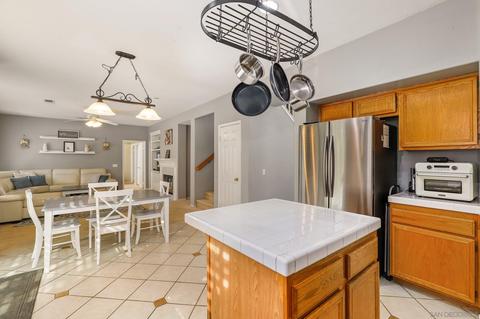 3953 Colina Ct, Oceanside, CA 92058 photo 9