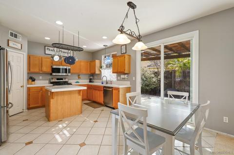 3953 Colina Ct, Oceanside, CA 92058 photo 12