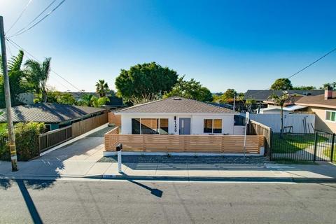 1239 Holly St, Oceanside, CA 92058 photo 1