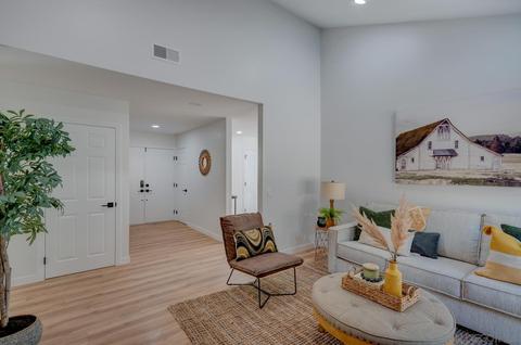 1715 Jonathon St, Vista, CA 92083 photo 7