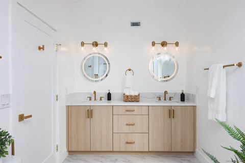 8312 Sugarman Dr, La Jolla, CA 92037 photo 24