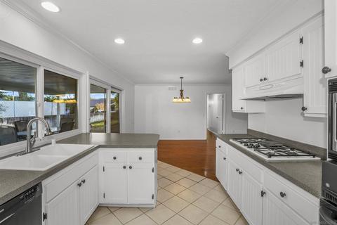 13305 Arikara Dr, Poway, CA 92064 photo 5