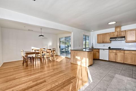 518 Ross Dr, Escondido, CA 92029 photo 9