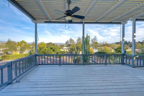 518 Ross Dr, Escondido, CA 92029 photo 4