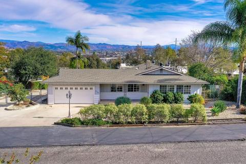 518 Ross Dr, Escondido, CA 92029 photo 3