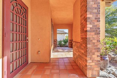 2030 James Gaynor St, Fallbrook, CA 92028 photo 4