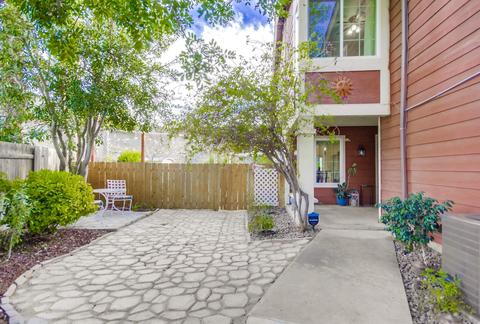 8532 Dortha Ct, Santee, CA 92071 photo 2