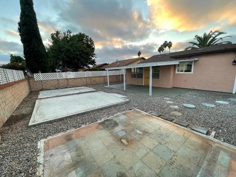4725 Westridge Dr, Oceanside, CA 92056 photo 10