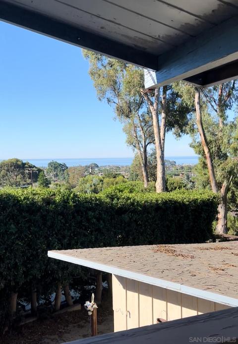3255 Meadowlark Ln, Carlsbad, CA 92008 photo 2