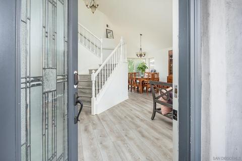 9568 Leyendekker Ct, Lakeside, CA 92040 photo 8