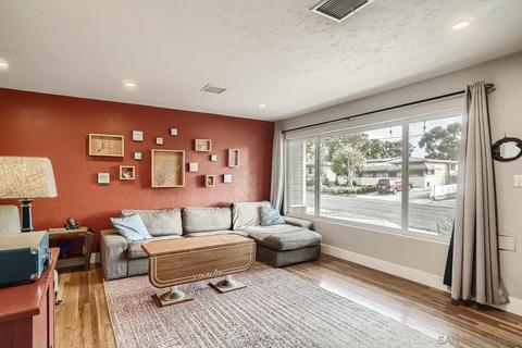 4566 Toni Ln, La Mesa, CA 91942 photo 5