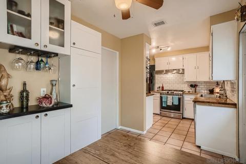 4566 Toni Ln, La Mesa, CA 91942 photo 8
