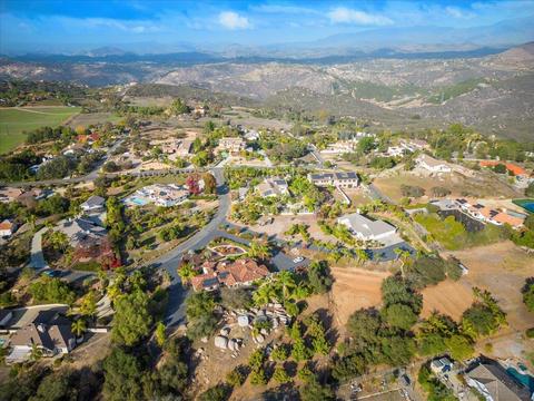 28357 Cavalier Ct, Escondido, CA 92026 photo 40