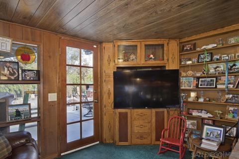 1566 Melvin Ln, El Cajon, CA 92021 photo 4