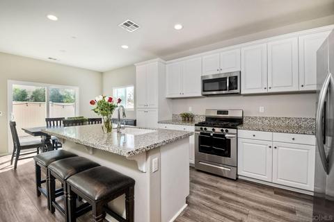 205 Oberlander Way, Fallbrook, CA 92028 photo 5