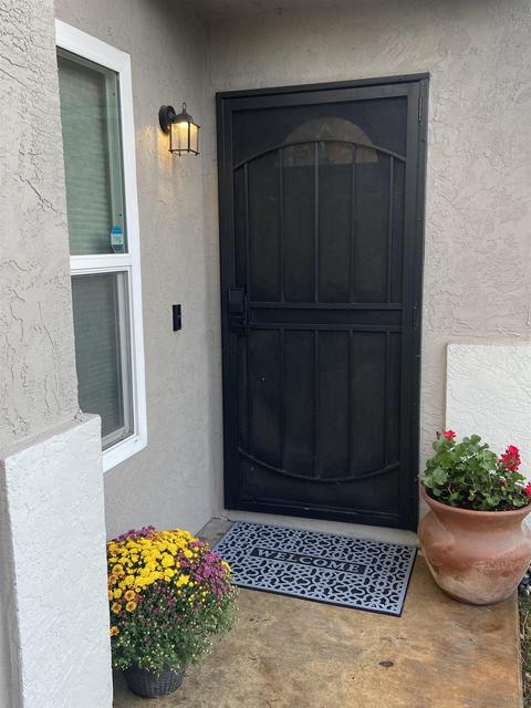 1571 Nicholas, El Cajon, CA 92019 photo 4