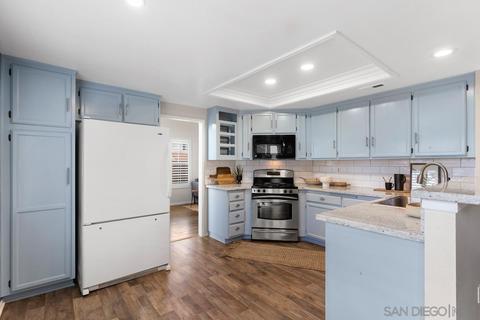 1691 Harbor Dr, Vista, CA 92081 photo 11