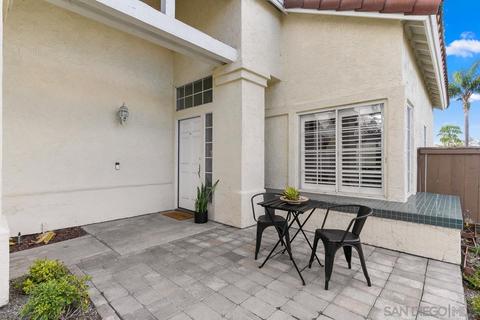 1691 Harbor Dr, Vista, CA 92081 photo 2