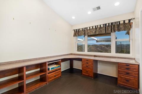 3219 Fairview Dr, Vista, CA 92084 photo 16