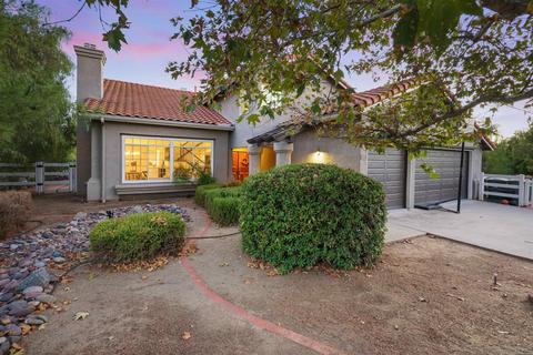 2457 Victoria Cir, Alpine, CA 91901 photo 2