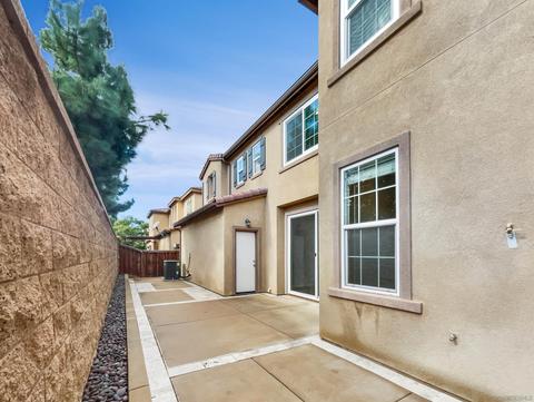 3577 Summit Trail Ct, Carlsbad, CA 92010 photo 6