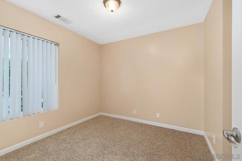 460 Bluffview, Spring Valley, CA 91977 photo 25