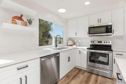 3546 Windsor Rd, Oceanside, CA 92056 photo 4