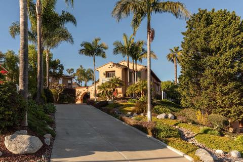 562 Kristen Ct, Encinitas, CA 92024 photo 2