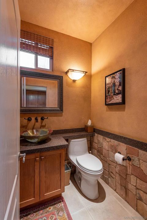 562 Kristen Ct, Encinitas, CA 92024 photo 11