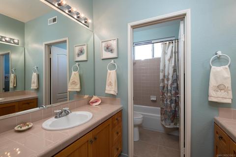 562 Kristen Ct, Encinitas, CA 92024 photo 28