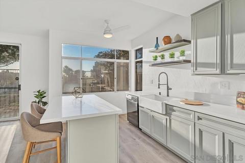 1518 Corte Roberto, Oceanside, CA 92056 photo 10