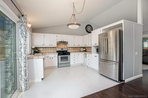 9954 Kincaid St, Santee, CA 92071 photo 11